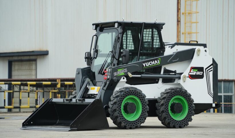 Erő és biztonság új szinten: az NRG elektromos rakodógépei világszinten is egyedülálló technológiával érkeznek