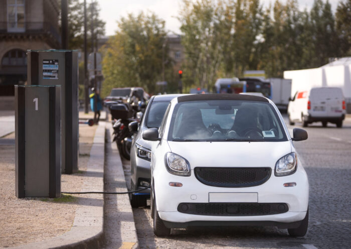 Mit várhatunk az önvezető taxiktól, ha még az időjárás is kifog rajtuk?