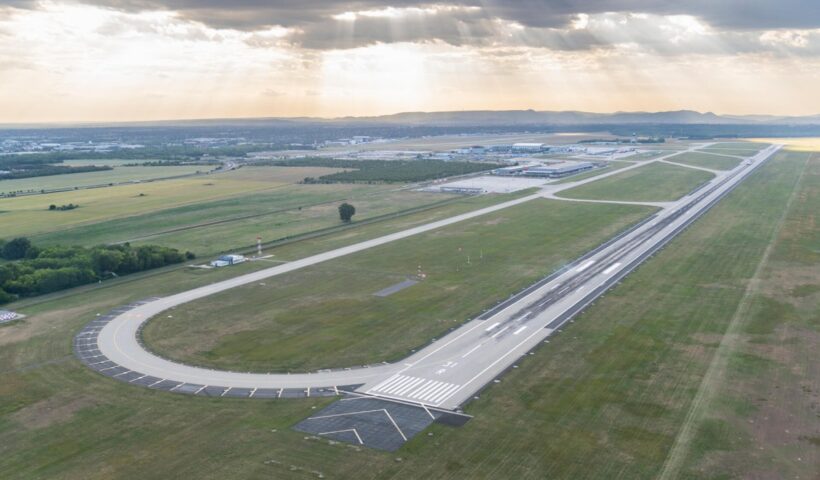 Fejlesztésekkel készül a Budapest Airport a nyári csúcsidőszakra