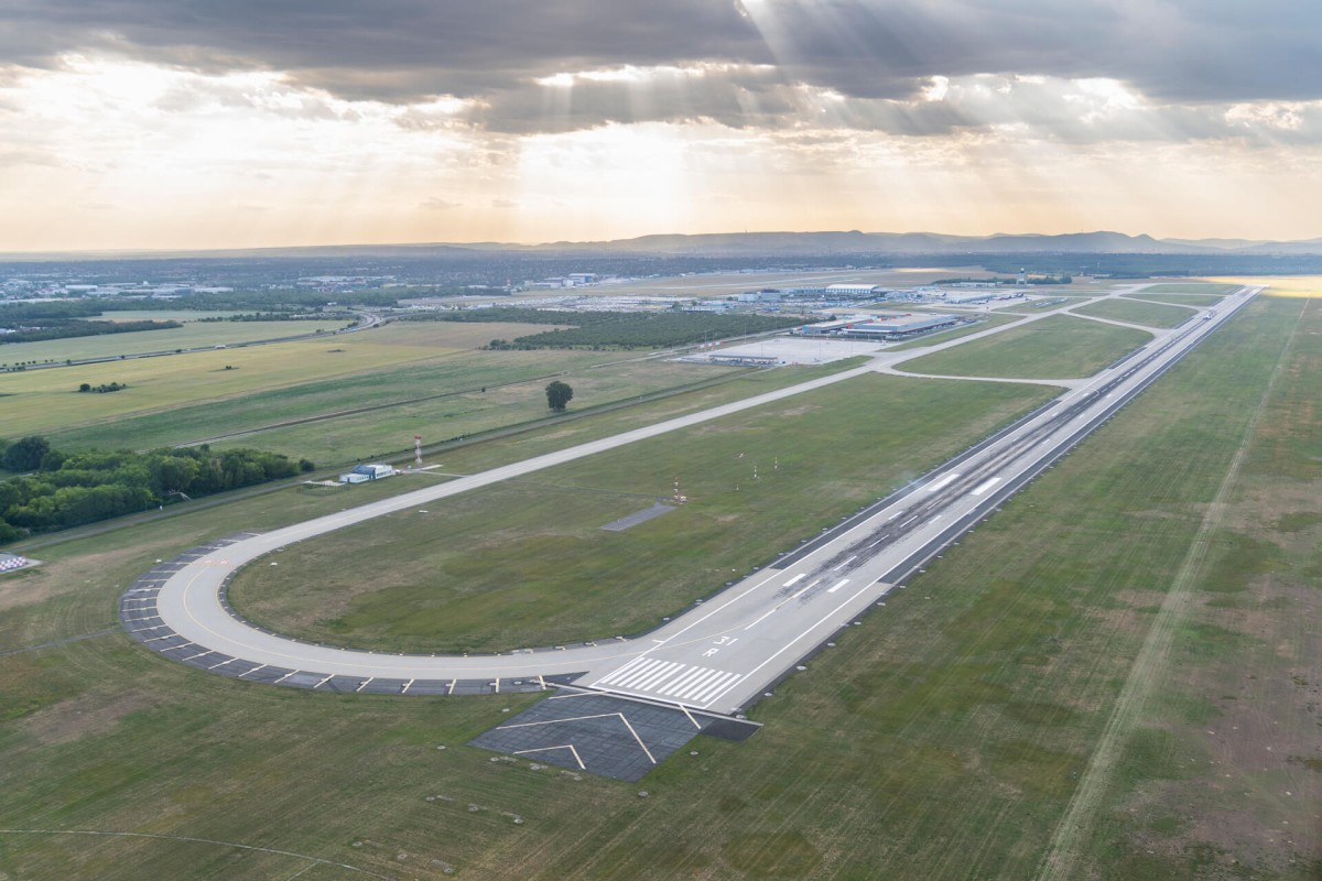 Fejlesztésekkel készül a Budapest Airport a nyári csúcsidőszakra