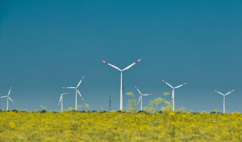 Nagyszabású energetikai terjeszkedésbe kezd a 4iG: fókuszban a nukleáris- és szélerőművek