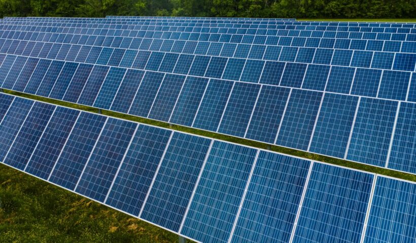 A paksi energiakrízis tanulsága: a napenergia mellől hiányoznak a tárolók és a rugalmas hálózat